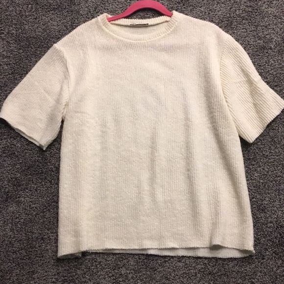 Zara Tops - Zara soft feel textured weave top